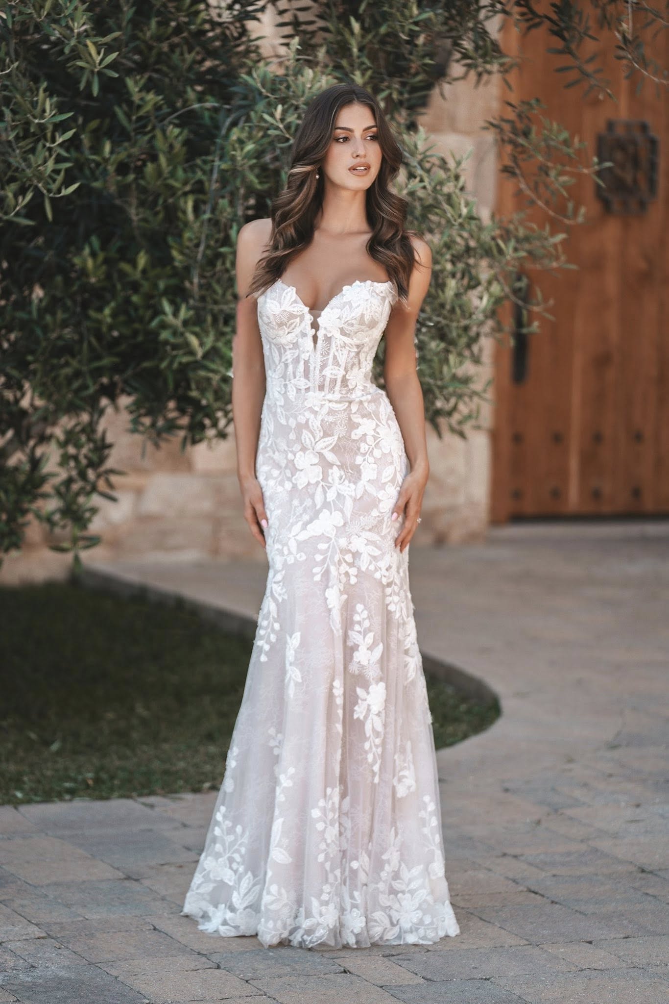 Allure: A1210 Size 16