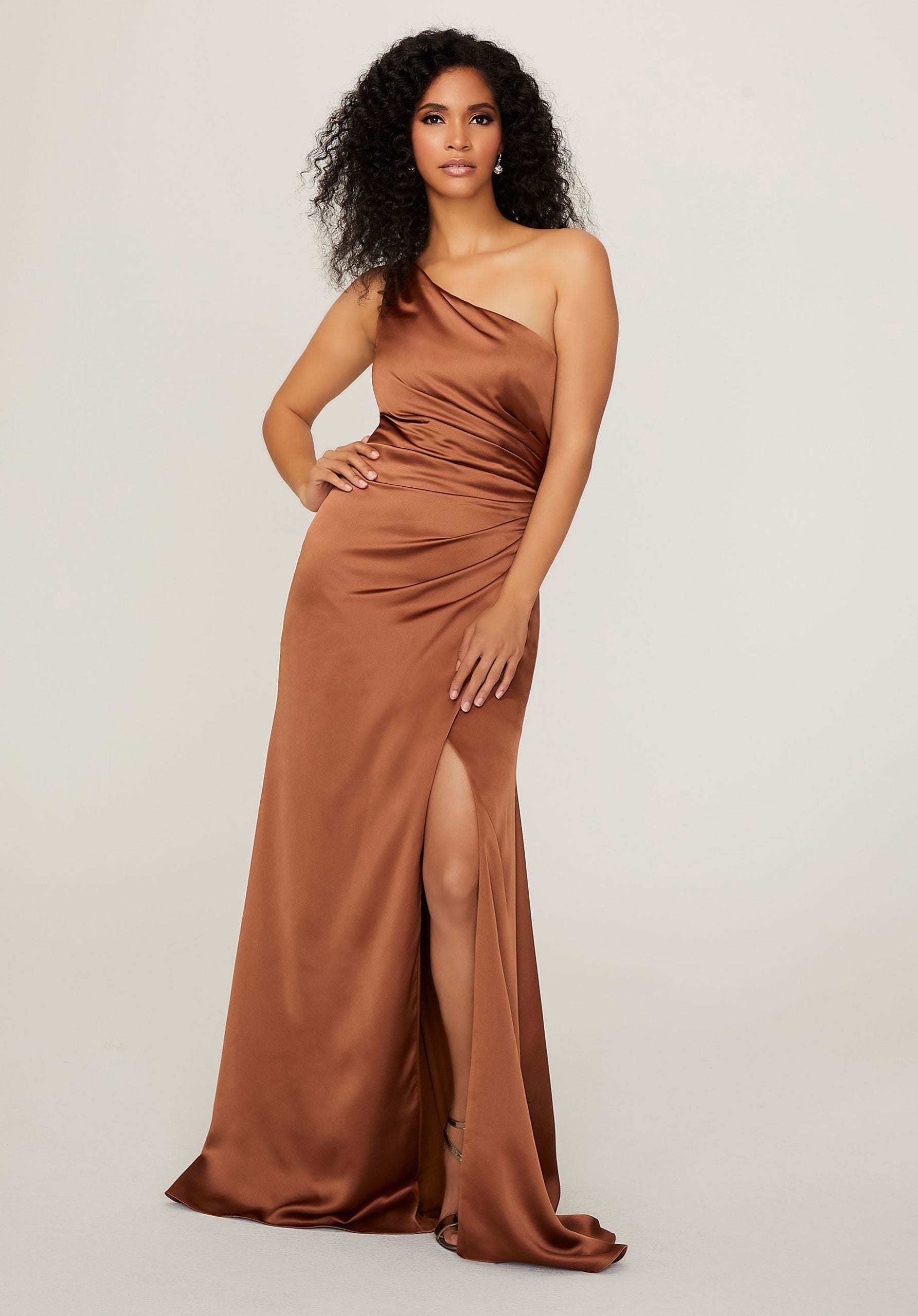 Morilee: 21795 Size: 18