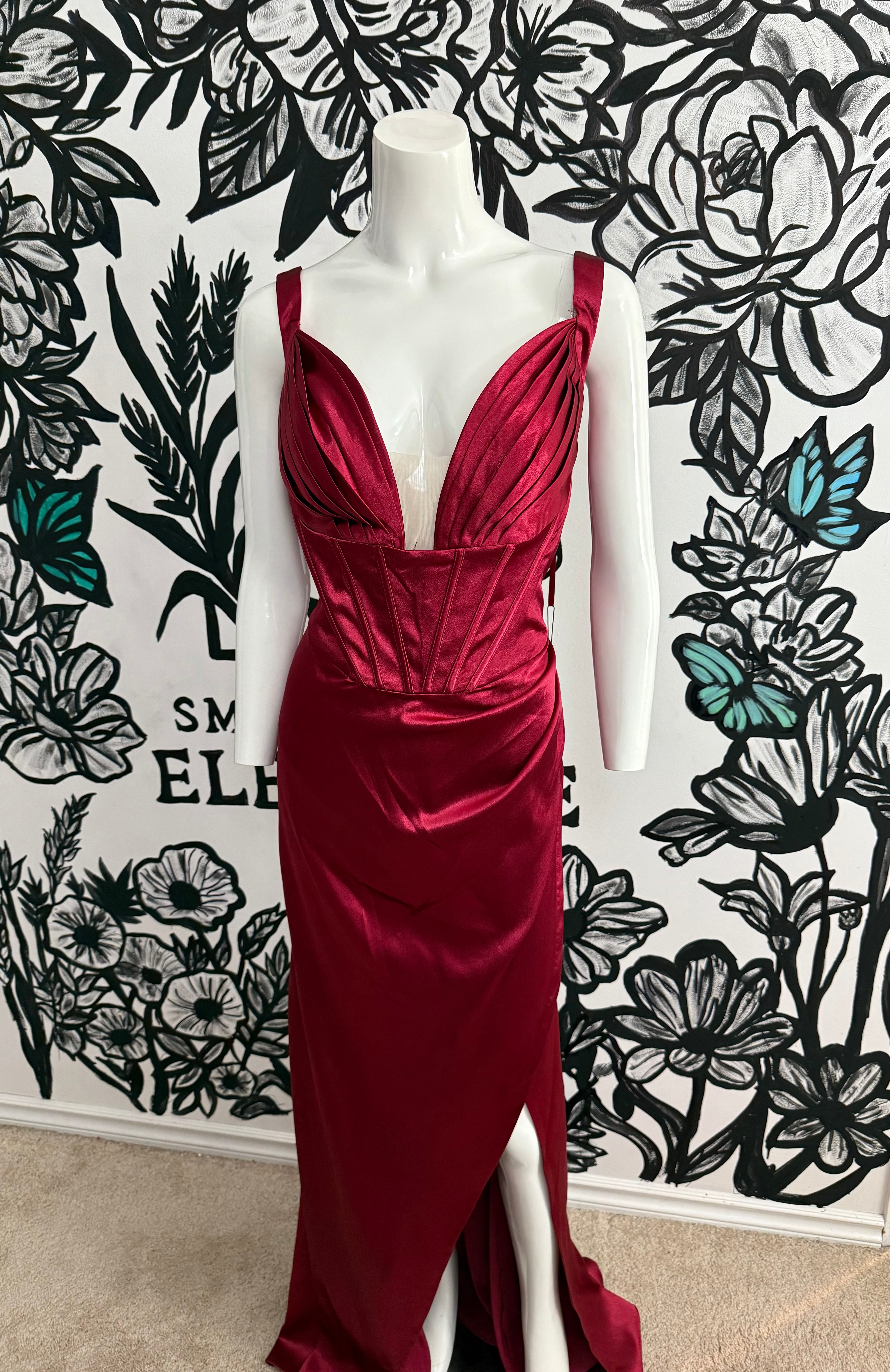 Ruby Jessica Gown Size 18