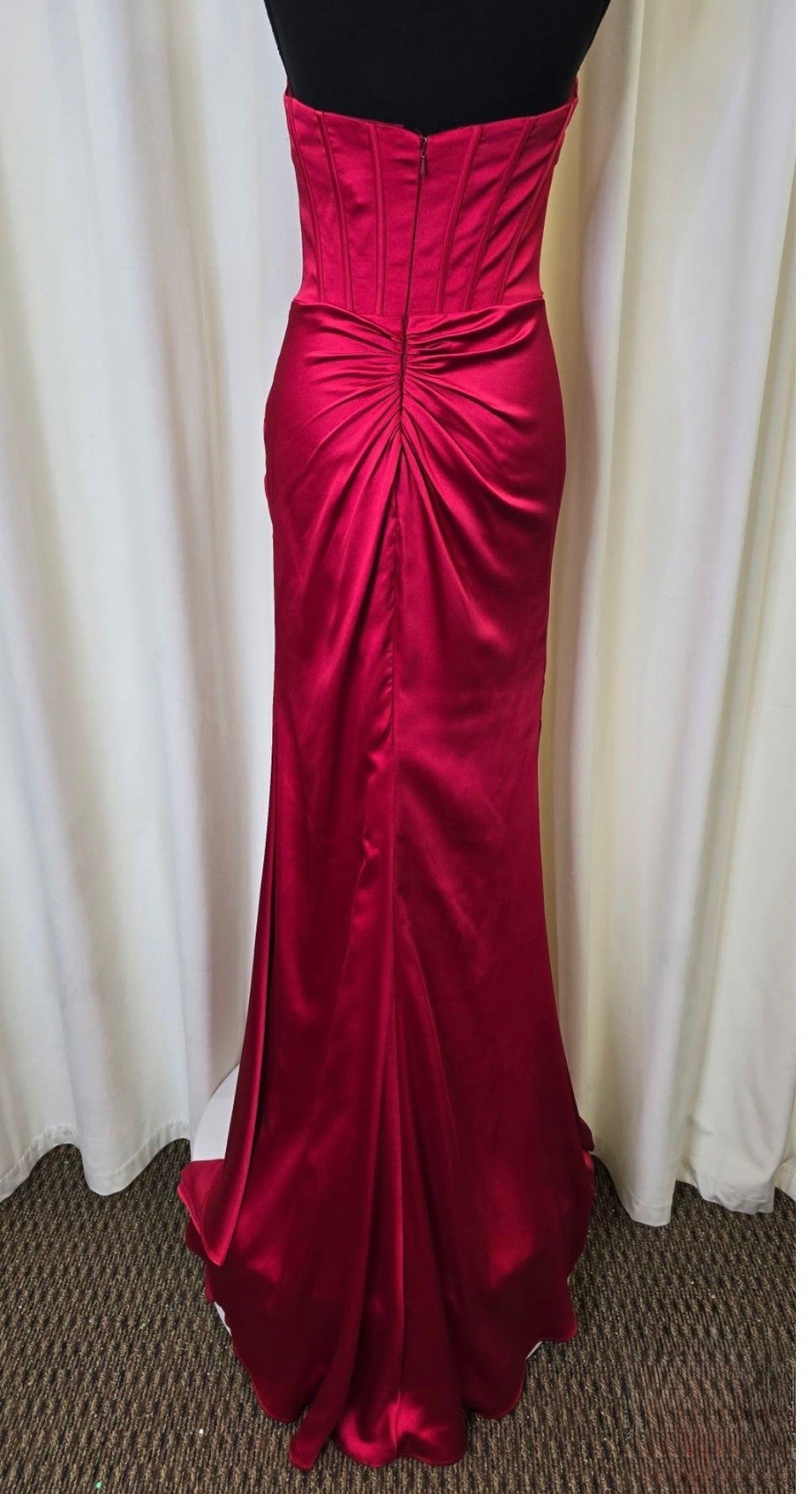 Colours Prom Royal Red 3601 Size: 4