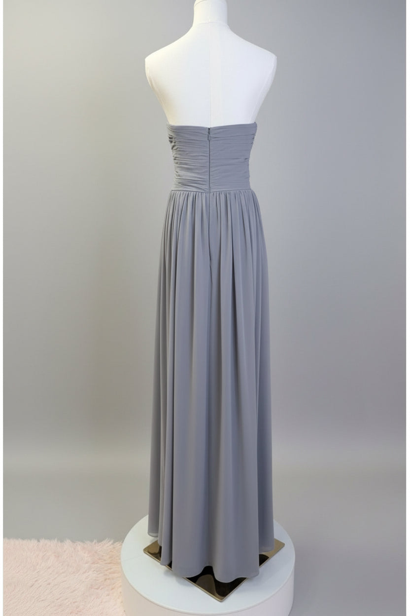 Gather & Gowns: 578 Size: 16
